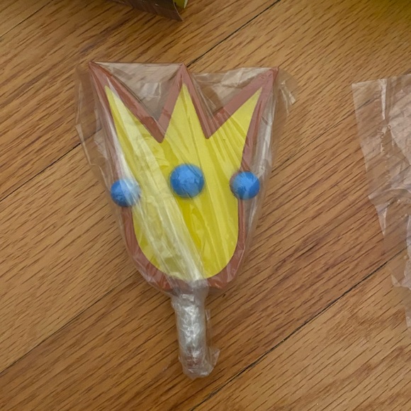 Angry Birds character pumpkin push-ins. Brand new, sealed in box. - Picture 7 of 9